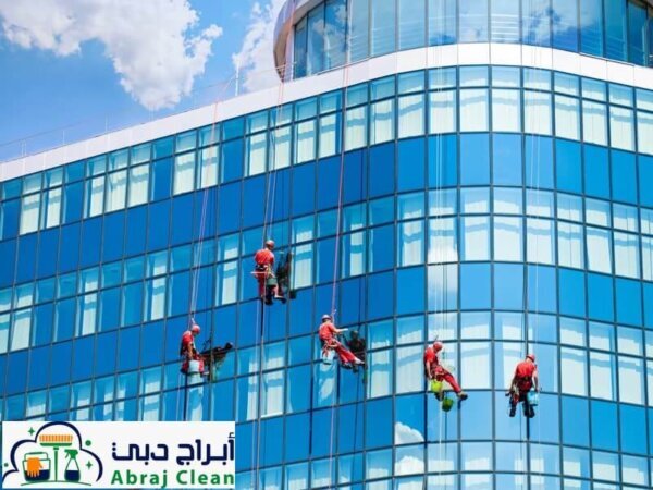 شركة تنظيف واجهات منازل في دبي